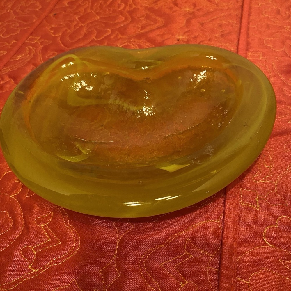 VINTAGE BLENKO GLASS BOWL FREE FORM ASHTRAY ORANGE YELLOW‎ GLASS DECOR MCM
